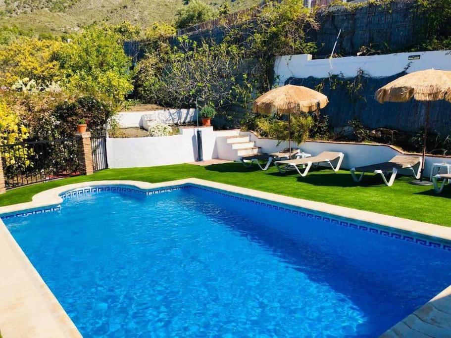 Villa En Frigiliana Con Piscina Y Jacuzzi Екстериор снимка