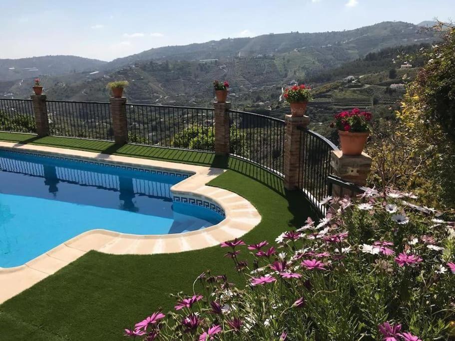 Villa En Frigiliana Con Piscina Y Jacuzzi Екстериор снимка