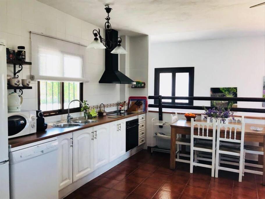 Villa En Frigiliana Con Piscina Y Jacuzzi Екстериор снимка