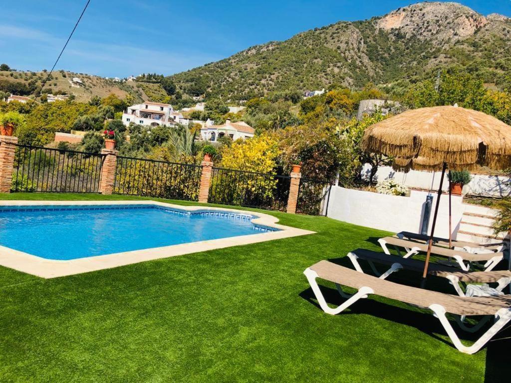 Villa En Frigiliana Con Piscina Y Jacuzzi Екстериор снимка