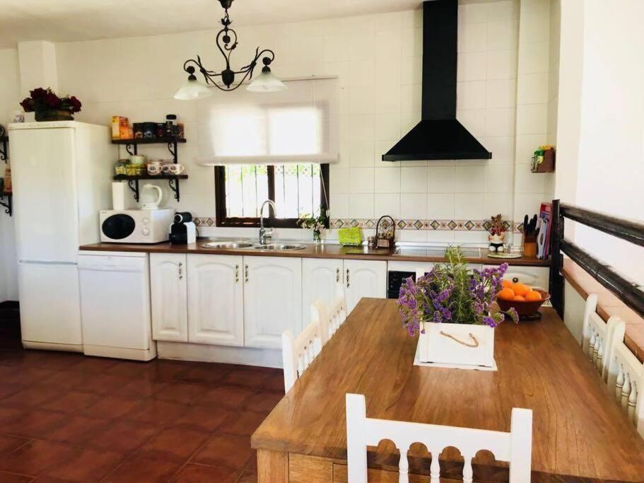 Villa En Frigiliana Con Piscina Y Jacuzzi Екстериор снимка