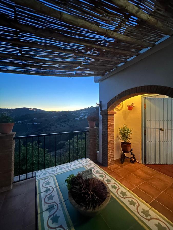 Villa En Frigiliana Con Piscina Y Jacuzzi Екстериор снимка