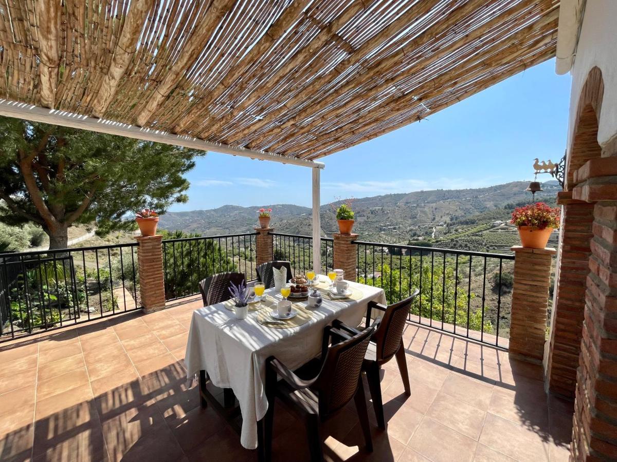 Villa En Frigiliana Con Piscina Y Jacuzzi Екстериор снимка